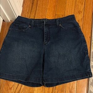 Gloria Vanderbilt Dark Blue Jean Shorts